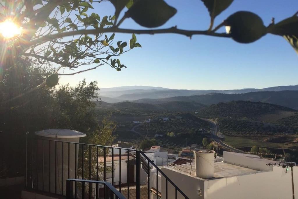 Mirador Del Olivar Olvera Exterior photo